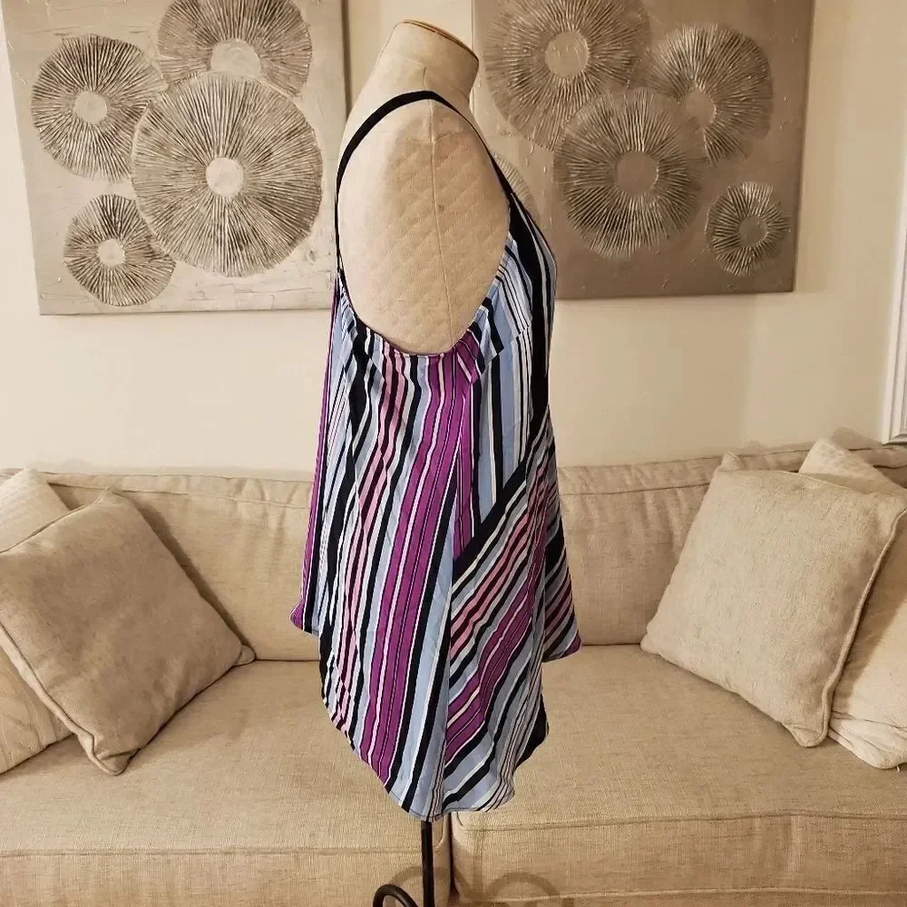 Vince Camuto Asymmetrical Hem Colorful Boardwalk Tank size Large- NEW